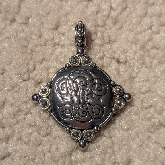 Monogrammed Premier Designs Pendant - Picture 1 of 4